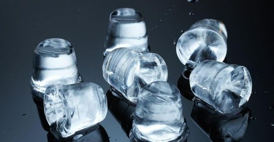 น้ำแข็งถ้วย/น้ำแข็งยูนิต (Gourmet Ice / Top Hat Ice)