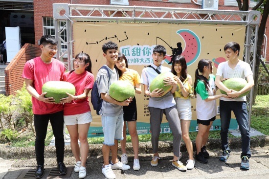 Watermelon Festival เทศกาลมอบแตงโมให้กับคนที่แอบปลื้ม