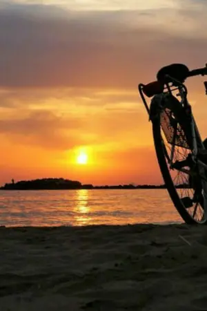 ปกนิยาย ท้องฟ้ามืดมน