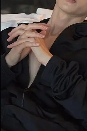 ปกนิยาย 蓝天 มันสวยงานในแบบของมัน