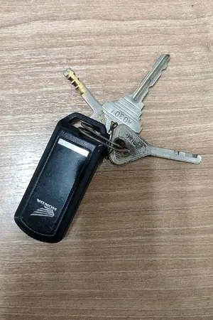 ปกนิยาย กุญแจห้อง