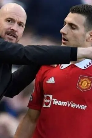 ปกนิยาย ชายผู้มากู้วิกฤตกองหลังเเมนยู