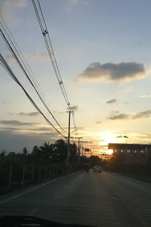 ปกนิยาย เพื่อนบ้านที่อยู่ใกล้ดีกว่าญาติที่อยู่ห่างไกล