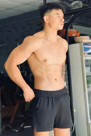 ปกนิยาย คดีฆาตกรรมชำแหละกับหัวหนูจำนวน 700 หัว