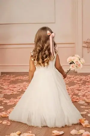 ปกนิยาย แม่หมอวิวาห์