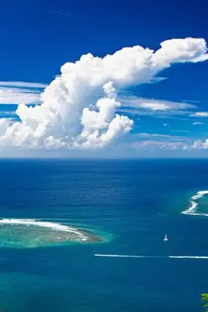 ปกนิยาย เหนือมหาสมุทรก็ยังมีท้องฟ้า