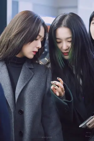 ปกนิยาย บันทึกเพื่อนสนิท [Seulrene]