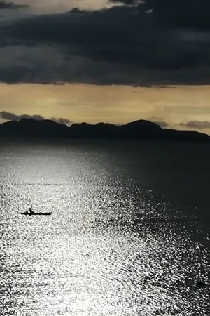 ปกนิยาย ผืนน้ำสีขาว