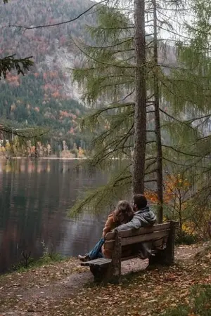 ปกนิยาย "ทำนองรักในรอยความทรงจำ" (The Melody of Us)