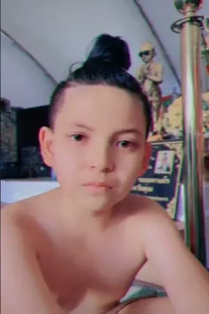 ปกนิยาย ผู้ชายผิวขาวละมุน