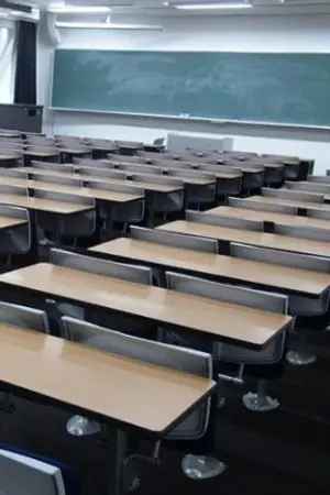 ปกนิยาย ฉันผู้อ่อนต่อโลก