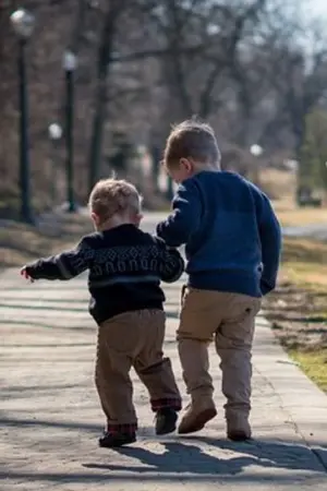 ปกนิยาย เรื่องเกี่ยวกับเพื่อน