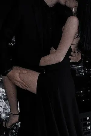 ปกนิยาย รักอันตรายของผู้ชายเย็นชา