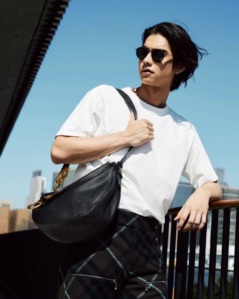 Instagram:  bbrightvc