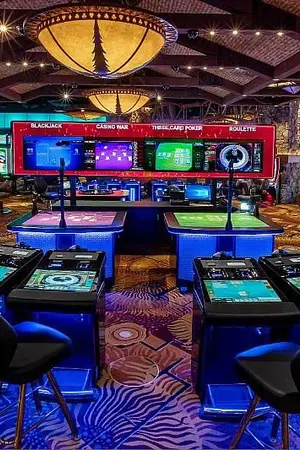 ปกนิยาย 포커 플레이어를 읽는 데 도움이 되는 가장 일반적인 포커 팁 목록