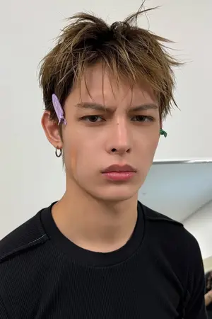 ปกนิยาย เจมส์cortisโดนกาแฟหกใส่