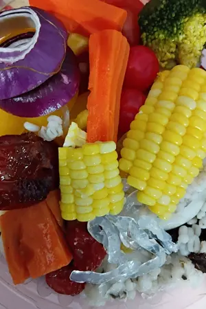 ปกนิยาย แม่ครัวตัวน้อย ยุค 80