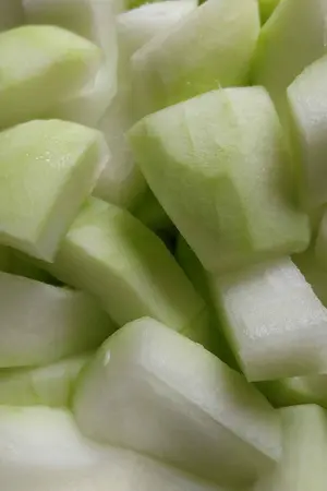 ปกนิยาย เสน่ห์ปลายจวัก?