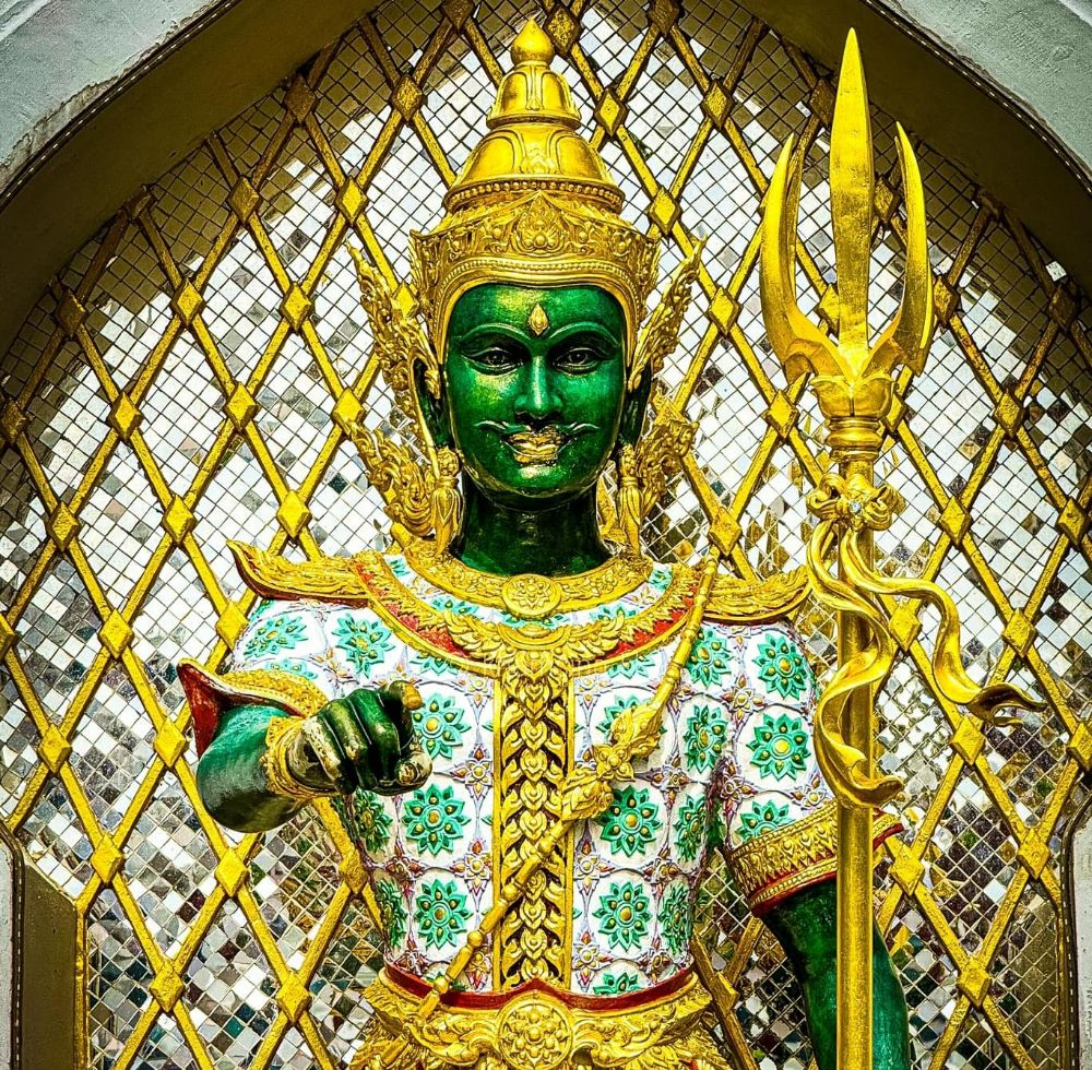 เทวราชเนรมิต  วัดเทวราชกุญชรวรวิหาร