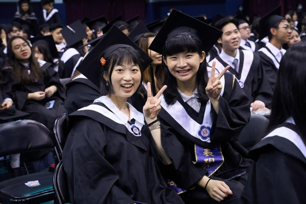 Photo Credit: 國立政治大學 National Chengchi University (NCCU) (Facebook)