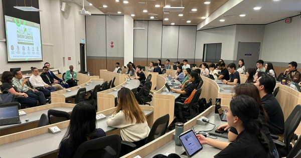 Photo Credit: NUS MBA (Facebook)