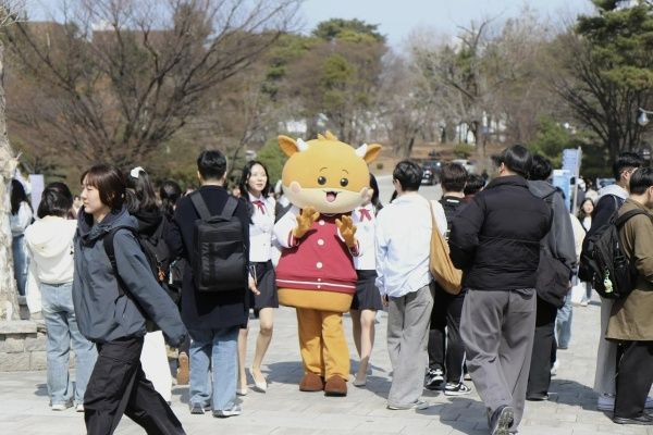 Photo Credit: 충북대학교 Chungbuk National University - CBNU (Facebook)