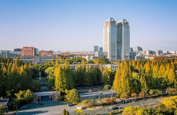 Photo Credit: Fudan University (Facebook)