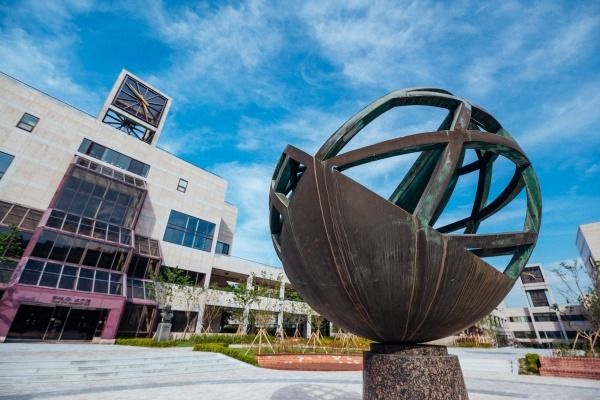 Photo Credit: Pohang University of Science and Technology (Website)