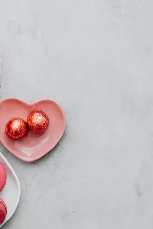 ปกนิยาย รักข้ามสถานะของหญิงสาวธรรมดาและเจ้าชายผู้สูงศักดิ์