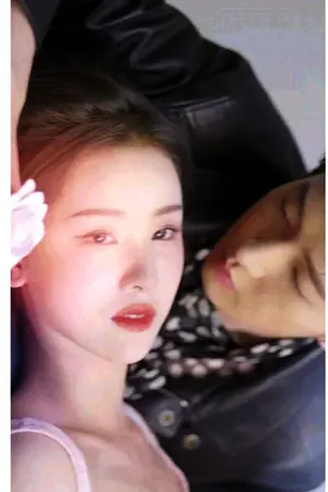 ปกนิยาย ปีนป่ายพ่ายรัก