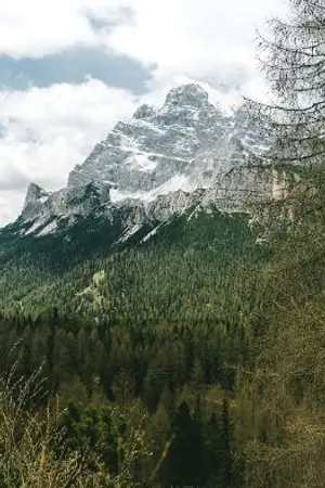 ปกนิยาย มหากาพย์ยุทธภพคัมภีร์ลับสวรรค์