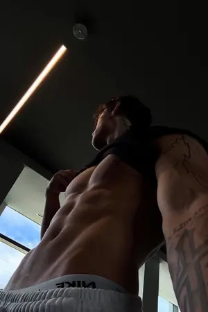 ปกนิยาย เกิดอะไรขึ้นกับแฟนที่แสนบริสุทธิ์ของผมกันครับ!