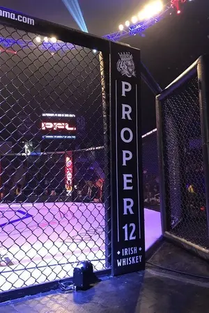 ปกนิยาย Dead Kiss