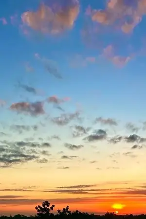 ปกนิยาย Radar’s Still on You