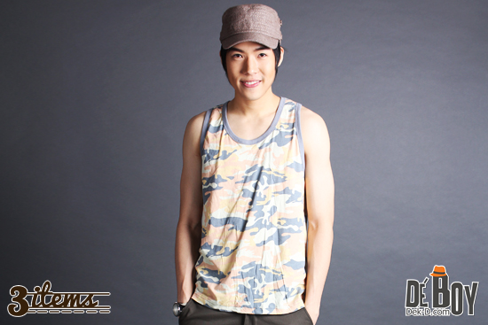 ชวนหนุ่มรับลมร้อนด้วย "เสื้อกล้ามลายพราง" สุดเท่! ชวนหนุ่มรับลมร้อนด้วย "เสื้อกล้ามลายพราง" สุดเท่!