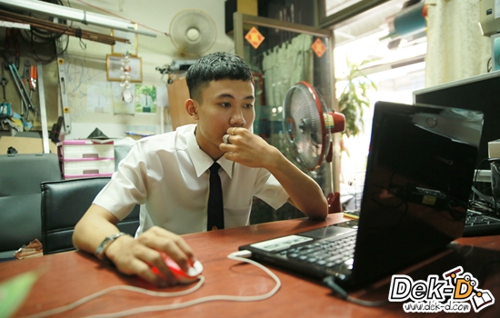ส่องชีวิตฟรีแลนซ์ครึ่งใบ "หมู" รับจ้าง+ประกวดทุกอย่างในสายโปรดักชัน ส่งตัวเองเรียนได้ตั้งแต่ ม.6 ส่องชีวิตฟรีแลนซ์ครึ่งใบ "หมู" รับจ้าง+ประกวดทุกอย่างในสายโปรดักชัน ส่งตัวเองเรียนได้ตั้งแต่ ม.6