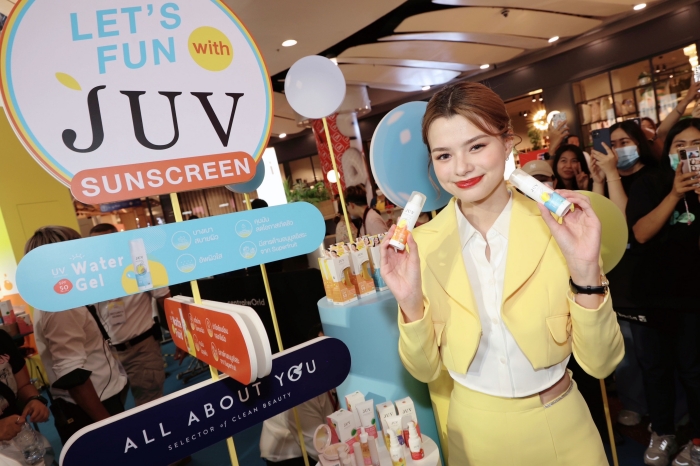 เบ็คกี้ - รีเบคก้า แพทรีเซีย อาร์มสตรอง เบ็คกี้ - รีเบคก้า แพทรีเซีย อาร์มสตรอง