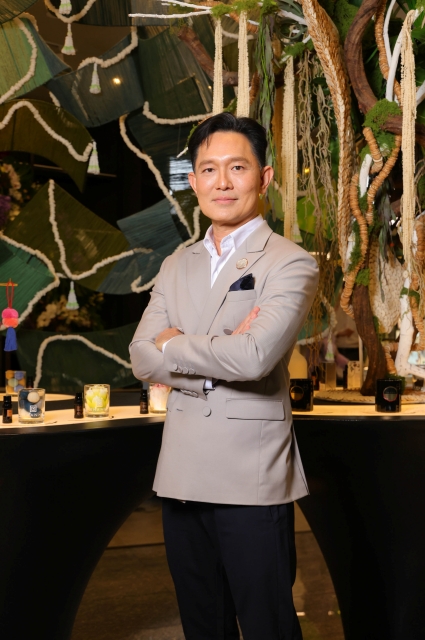 คุณฐิติพัฒน์ ศุภภัทรานนท์ กรรมการผู้จัดการ บริษัท ธัญ-ออริซ่า จำกัด