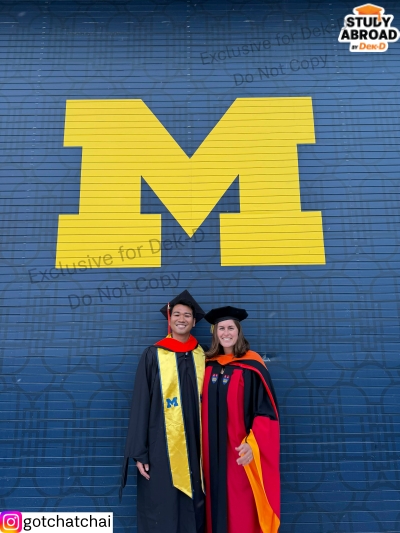 My advisor - so sweet of her to come to such an important moment for me.