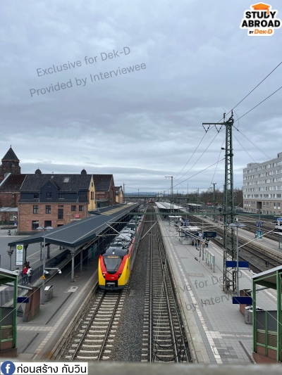 แต่รถไฟในเยอรมนีอาจจะไม่ค่อยตรงเวลานะ (เรื่องเดียวที่ไม่ชอบ) แต่รถไฟในเยอรมนีอาจจะไม่ค่อยตรงเวลานะ (เรื่องเดียวที่ไม่ชอบ)