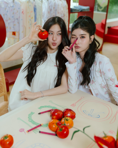 เมเบิ้ล-สิริวลี และ แป้งจี่-ปภาวรินท์ เมเบิ้ล-สิริวลี และ แป้งจี่-ปภาวรินท์