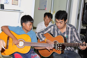 โรงเรียนดนตรี Nantawan Music House